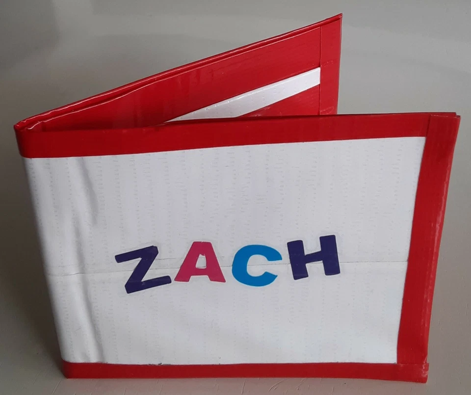 Cartera con cinta adhesiva con nombre personalizado hecha a mano - Personalizada - Tú eliges el color del borde Foto 3 de 4