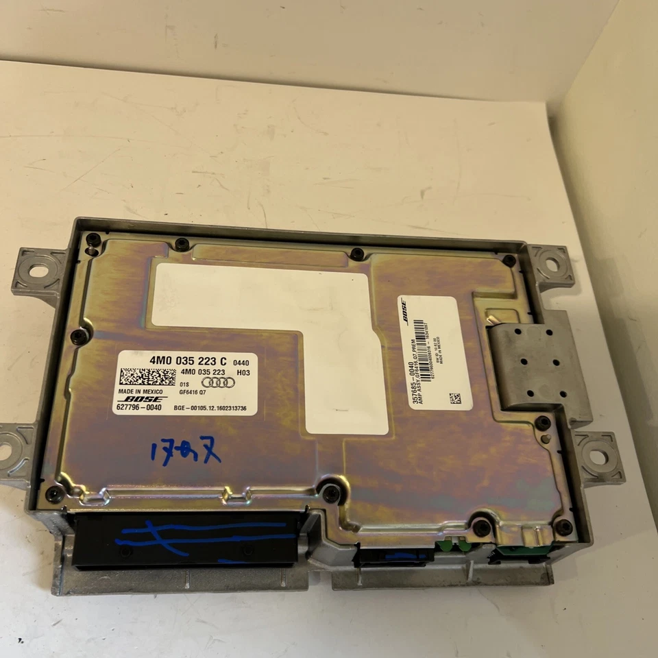 2017 AUDI Q7 RADIO STEREO BOSE AUDIO AMPLIFIER 4M0035223C OEM - Image 4 of 4