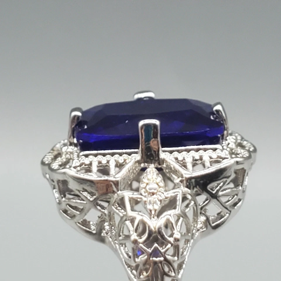 Blue Emerald Cut Ring Silver Tone Filigree Setting size 5.75 Prong Set Glass - Image 4 of 4