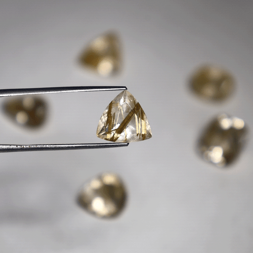 Venas doradas ~ Lote de 6 piedras preciosas corte facetado de cuarzo rutilado natural de 11 mm-14 mm - Imagen 5 de 14