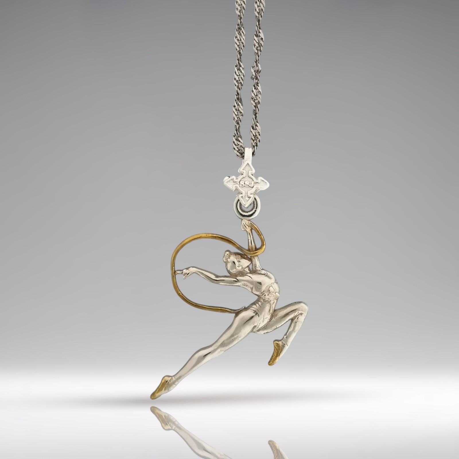 Colgante Gimnasia Rítmica - Plata 925 Chapado en Oro Accesorio Regalo para Niñas