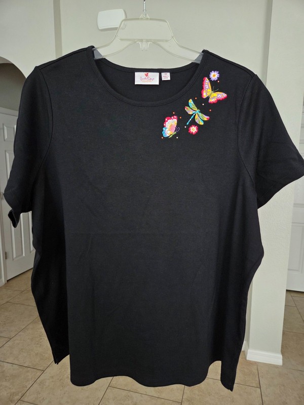 NEW Quacker Factory women's 3x short sleeve butterfly dragonfly black top shirt