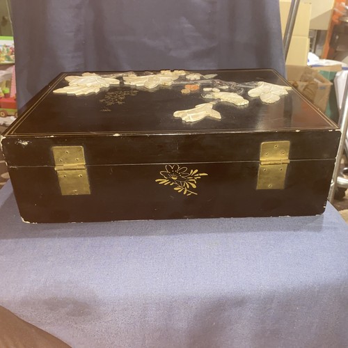 Antique Chinese Black Lacquered Jewellery Box, Overlaid, Jade/Soapstone, Floral. - Picture 9 of 11