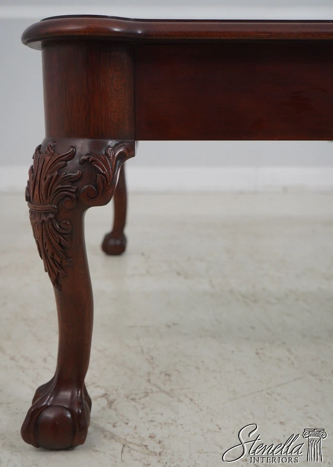 64173EC: Mesa de centro con tapa de vidrio de caoba bola y garra Henkel Harris Foto 4 de 4