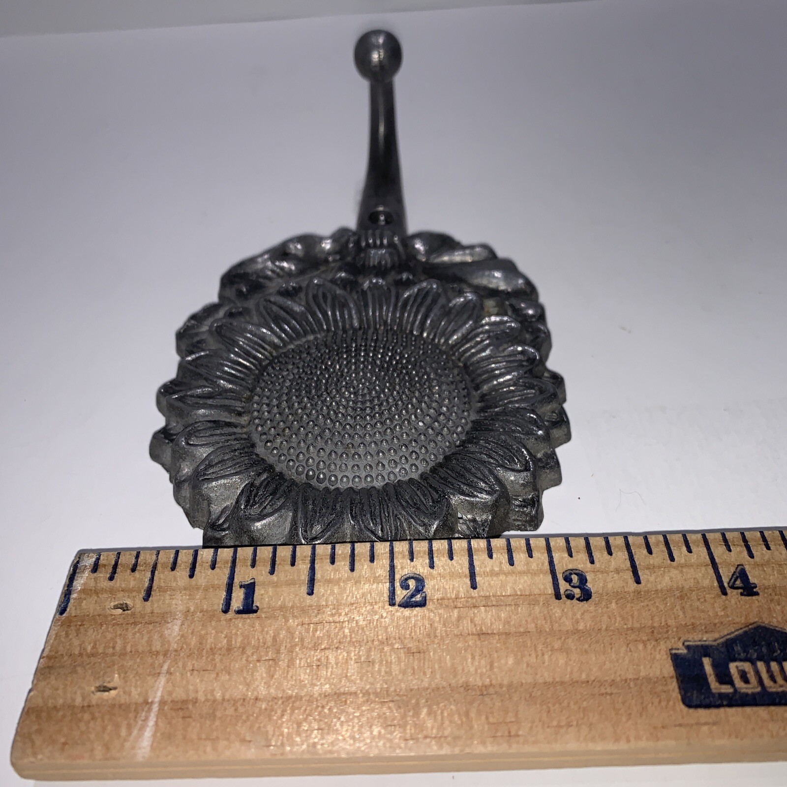 Cast Aluminum Vintage Sunflower Wall Hanger Coat Towel Hook Silver Tone