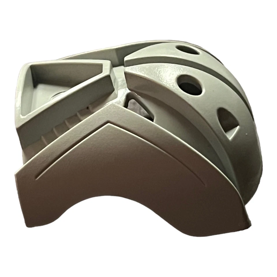 Lego 32570 Bionicle Mask Matatu (Turaga) Old Light Gray - Image 2 of 4