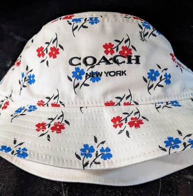 COACH SIGNATURE Bucket hat with a couple of flowers M/L Coach | Accessories | Coach Signature Bucket Hat With A  main image 2