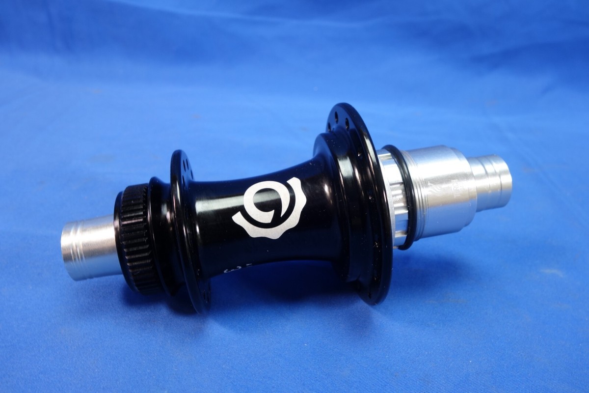 INDUSTRYNINE TORCH ROAD DISCHUB 前後 INDUSTRYNINE TORCH ROAD DISCHUB 前後