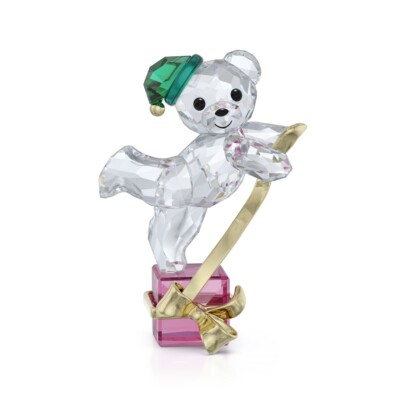 Swarovski Crystal 2024 KRIS BEAR Holiday Annual Edition Figurine