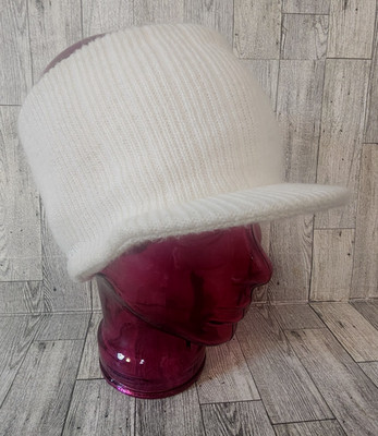 Salomon White Ribbed Knit Visor Beanie Open Cap Metal Logo Tag OSFA Winter Hat