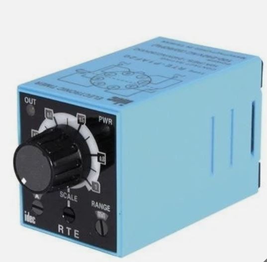 IDEC RTE-P1AF20 100-240VAC 8-Pin Adjustable Timer Relay