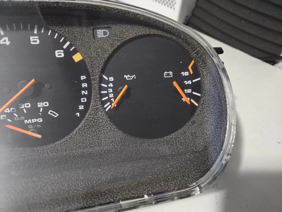 Cuadro de instrumentos velocímetro Porsche 944 1986-1991 94464131103 Foto 3 de 4