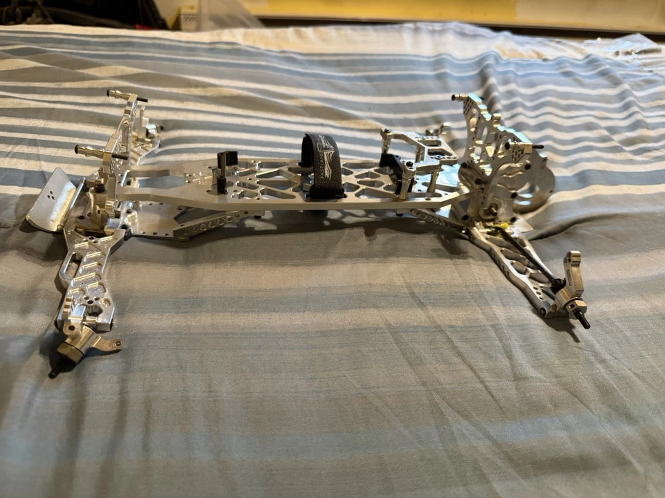 Fast Lane Machine Traxxas Stampede 2wd Chassis - Image 2 of 4