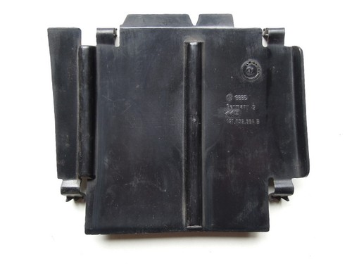 Abdeckung / Blende Kühlergrill - VW Golf 2 / Jetta 2 - 191 853 664 B