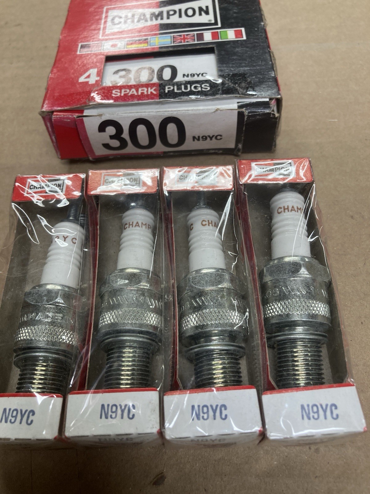4 CHAMPION spark plugs N9YC NOS 4 pack vintage NEW STOCK #300