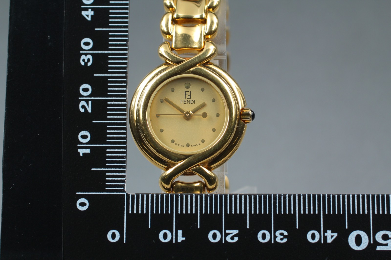 [Near MINT] Vintage FENDI 700L 25mm Gold Dial Quartz Women's watch From JAPAN thumbnail 10