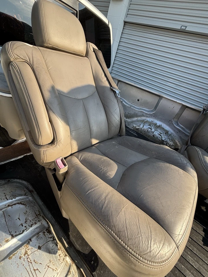 Tahoe 雪佛兰 GMC Silverado 育空郊区雪崩座椅 2003 2004 2005 2006 — 第 2/4 张图片