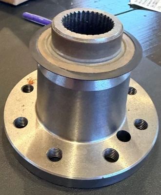 Brand New Genuine Mopar Drive Shaft Yoke Flange 5143757AA Dodge Nitro/ Jeep/ GC - Bild 1 von 4