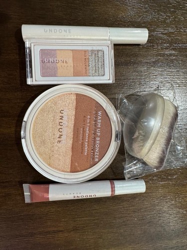 Undone Beauty Warm Up Bronzer 4 In 1 Radiance Palette W/ Coconut Extract - Picture 2 of 2