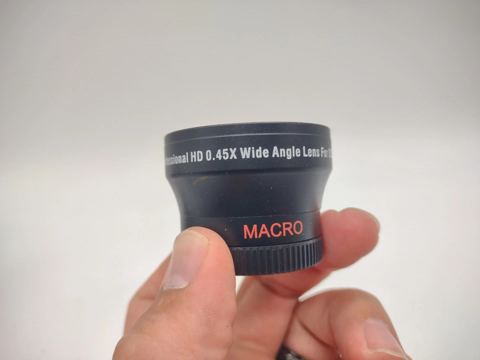 Zeikos Professional HD 0.45 Wide Angle Lens 37mm With Macro With Pouch - Image 3 of 4