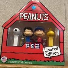 Peanuts Ltd Edition PEZ Candy Dispensers 4 Pack Snoopy Lucy Charlie Brown NEW