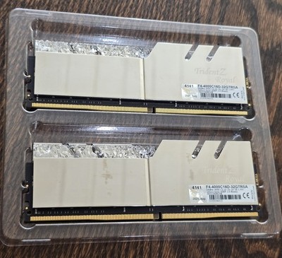 G.SKILL Trident Z Royal 32GB 2x16GB 4000Mhz CL16 DDR4 F4-4000C16D-32GTRSA B-Die
