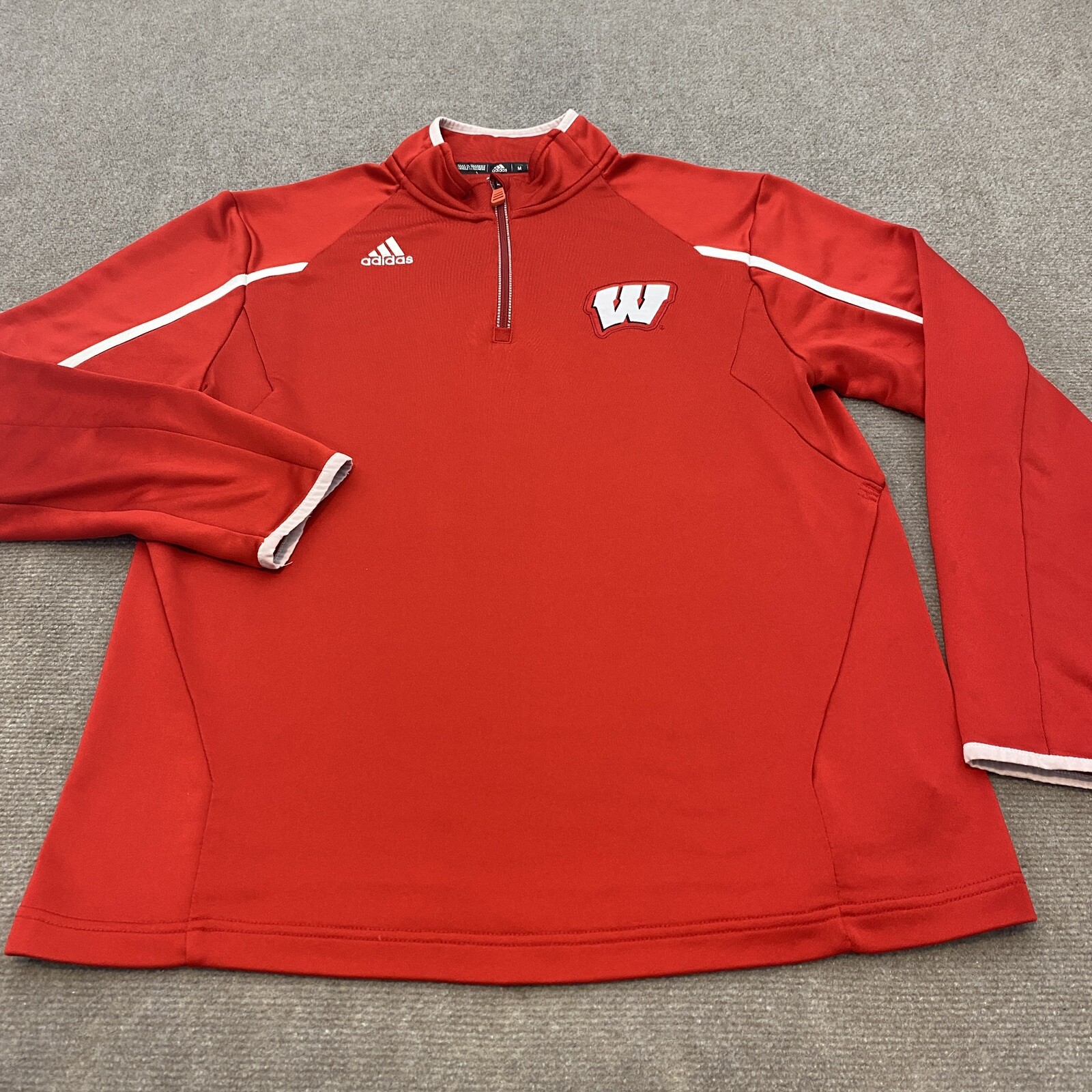 Wisconsin Badgers adidas Sweatshirt Men Medium Red 1/4 Zip Pullover Logo College