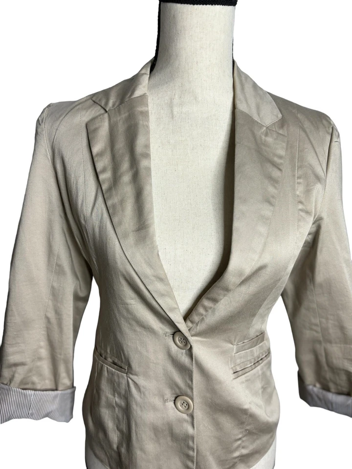 Ambiance Appearel Blazer Womens Small Tan 2 Button Low V Neck 3/4 Sleeve Career - Image 2 of 4