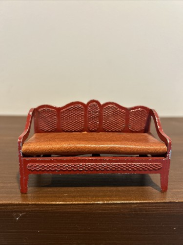 Vintage TOOTSIETOY Dollhouse Living Room Red Sofa, Chair and Rocker - Metal - Picture 5 of 18