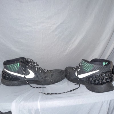 Nike Black Green Mesh Mid Top Basketball Sneakers Lace Up Rubber Outsole