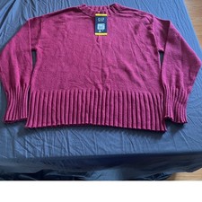 GAP Women's Crewneck Sweater Red Ribbed Hem Cuffs Size Medium NWT