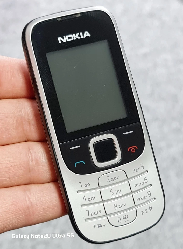 Cellulare Nokia 2330 Classic (Sbloccato) ottime condizioni con caricatore - Immagine 4 di 4