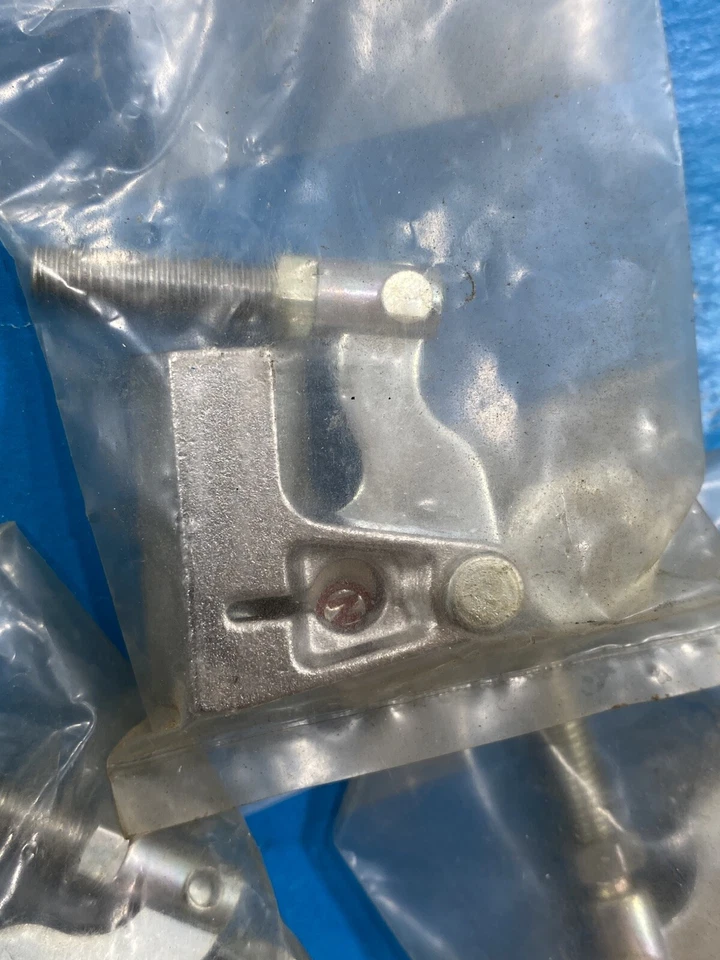 Vintage Shimano NOS 3 Speed Hub Adjuster Parts 5 On Card # 3339003 Chrome 3 SP - Image 3 of 4