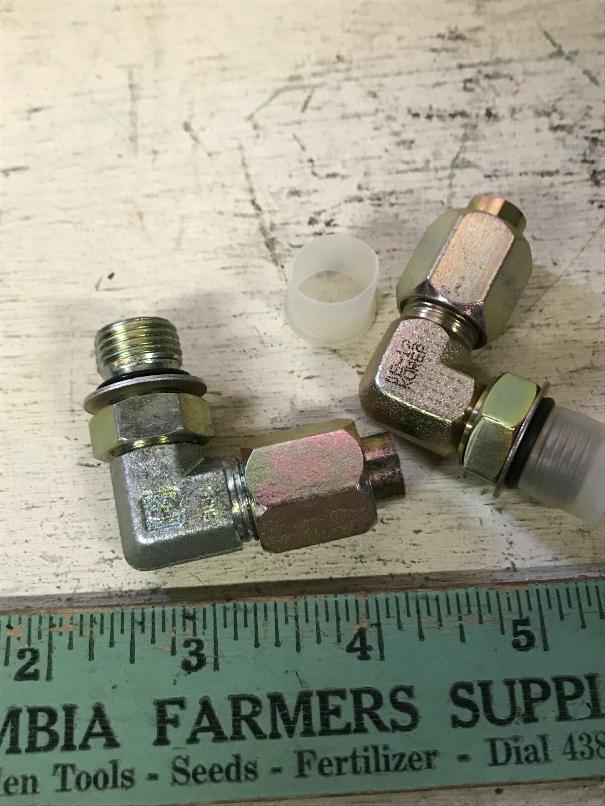 QTY 2 ELBOW TUBE TO BOSS 3/8" O.D. TUBE 5/16" THREAD MS51527A6Z