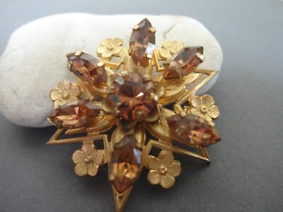 Ancienne Broche Métal Argenté Avec Strass - Bijou Vintage