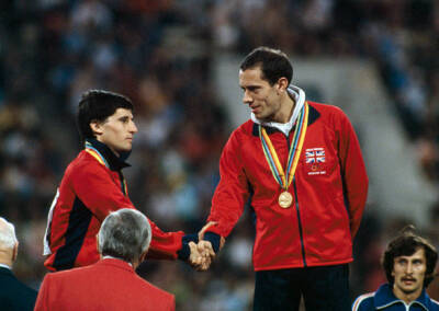 Gold medal winner Steve Ovett Great Britain shakes hands with his t- Old Photo
