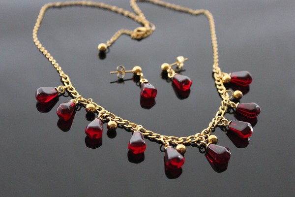 Alternate view of Pomegranate Jewelry Set 18k Gold Plated With Resin Charms