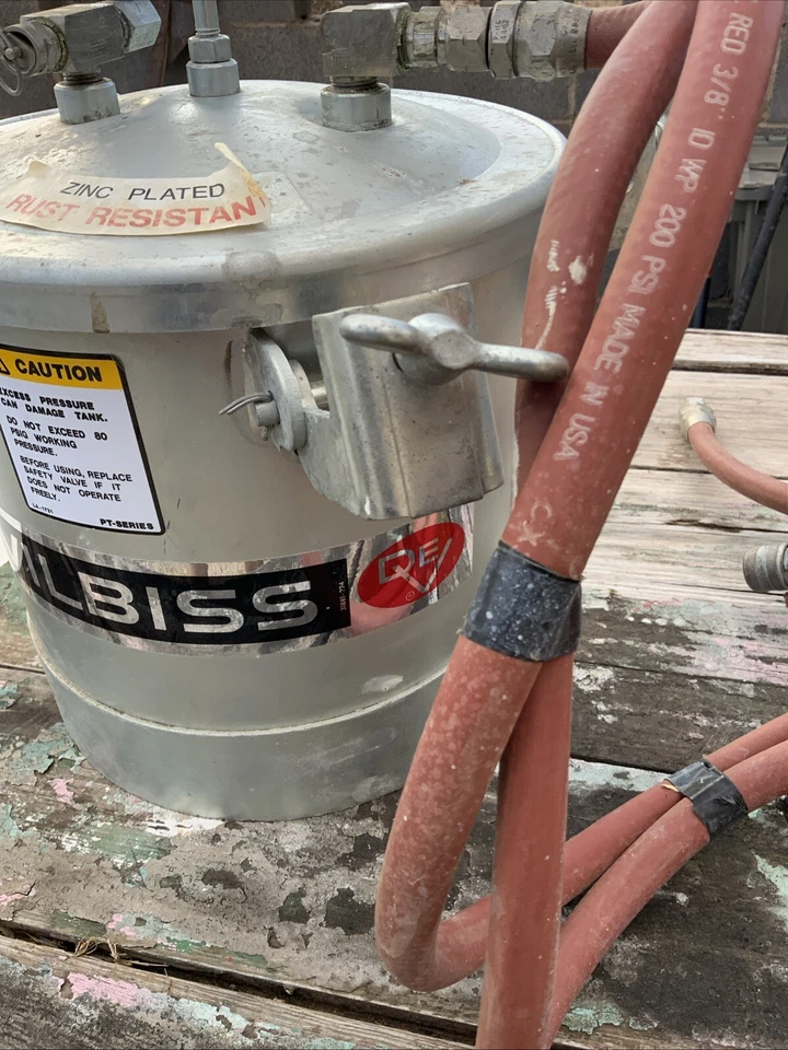 Olla a presión Devilbiss de 2 galones recubierta de zinc serie DEV PT con mangueras bordaderos limpios Foto 3 de 4