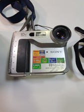 Sony Mavica MVC-FD75 10x Optical Zoom Silver Digital Camera Case. parts only