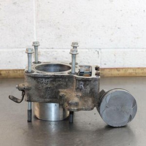 2007 KAWASAKI BRUTE FORCE 650 KVF650G 4X4I REAR ENGINE CYLINDER PISTON A194