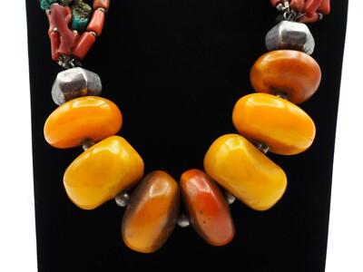 Collier Ras De Cou Africain Ancien - Perles Argent Ciselé, Ambre, Coquillages, Occasion