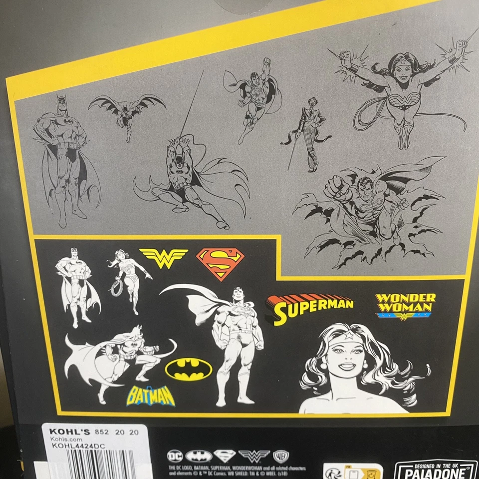 Paladone DC Comics 10 Waterproof Gadget Decals, Superman, Batman, Wonder Woman. - Image 3 of 3