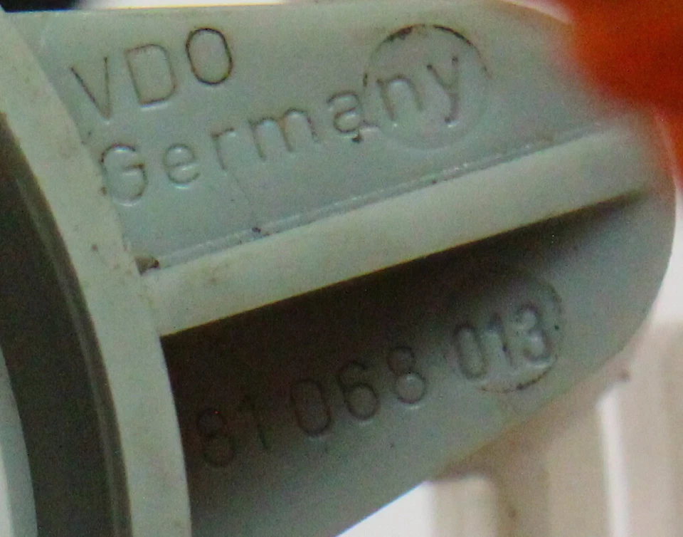 Bomba de combustível 99-03 VW Passat 4motion Audi A6 Quattro - 8E0 906 087 E - Imagem 4 de 4