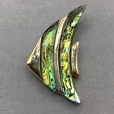 Gold Tone Angel Fish Green Multi-Color Accents Brooch Pin Unsigned