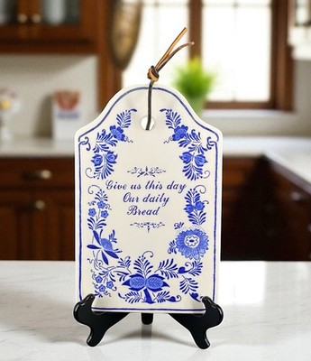 Knobler Blue White Onion Ceramic 11  Cheese Cutting Board Give Us Daily Bread