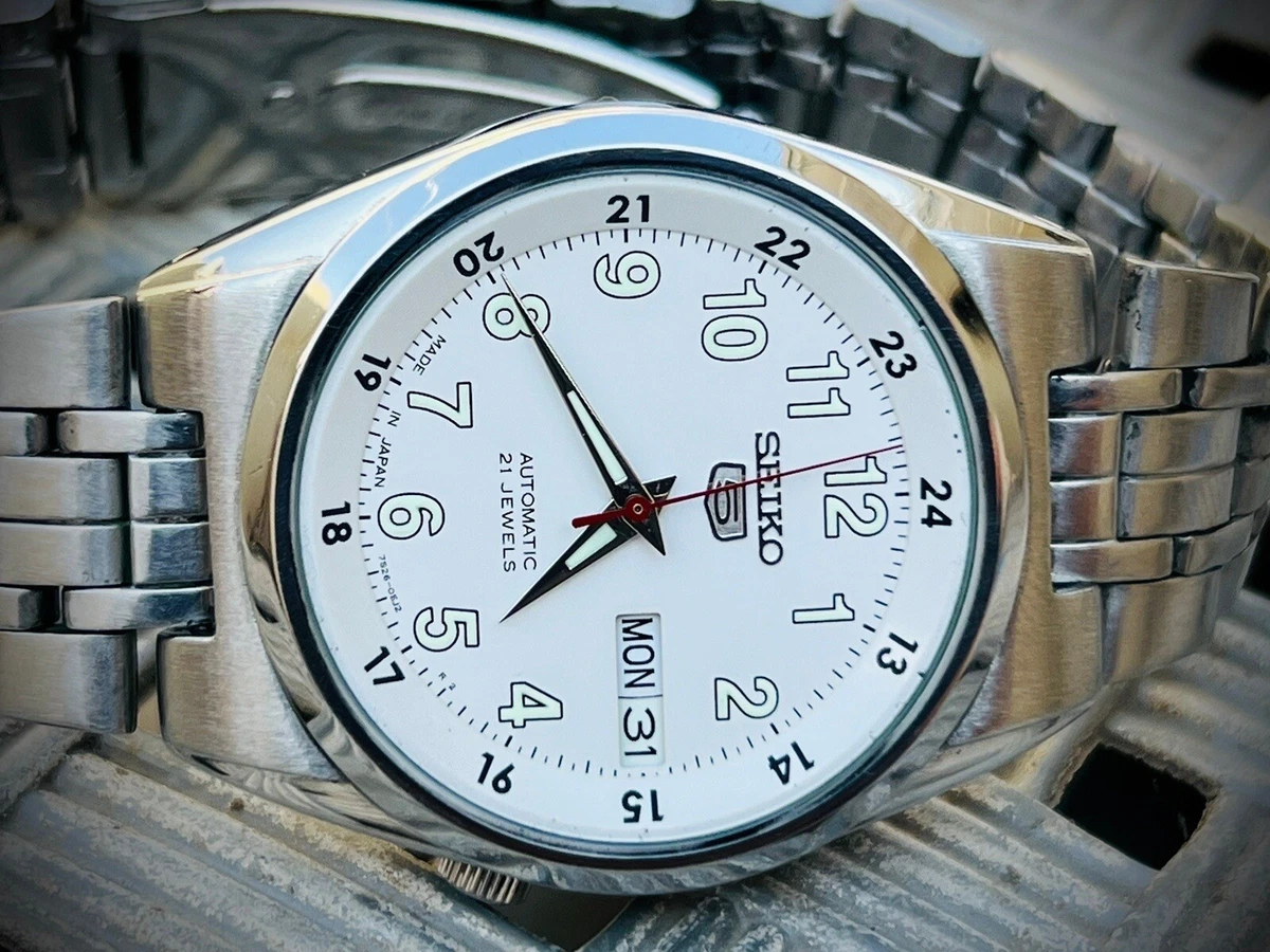 White dial shop seiko