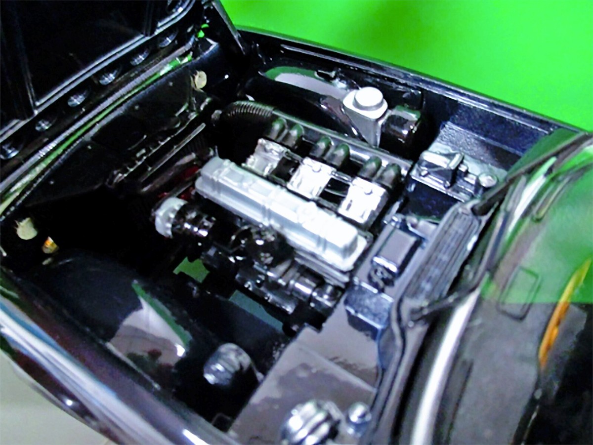 Triumph TR6. 1:18 Britains (Neu (gemäss Beschreibung)) in Rümlang für