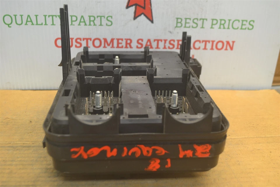 Chevrolet Equinox 2013-2016 caja de fusibles conexión OEM 22929763 módulo 785-X10 Foto 4 de 4