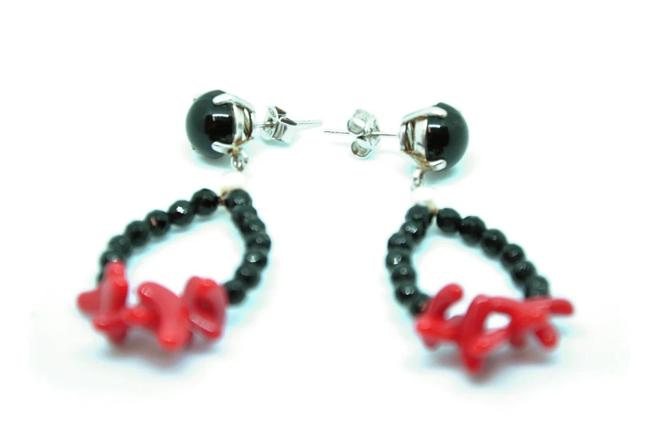 ORECCHINI DI CORALLO E ONICE IN ARGENTO 925 RODIATO ORO BIANCO TORRE DEL GRECO  - Immagine 2 di 2