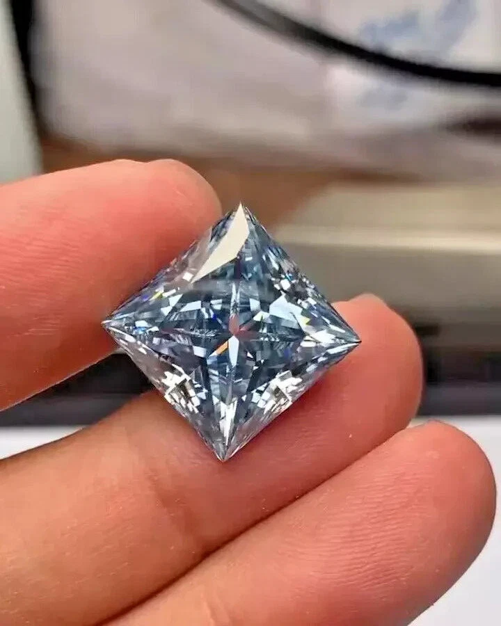 A+ 10 Ct Fancy Purple Color Diamond PRINCESS Cut loose Grade VVS1 Gemstone11.5MM - Image 2 of 4